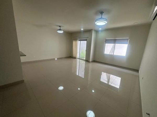 Casa en venta en La Encomienda, General Escobedo — foto 3 de 14