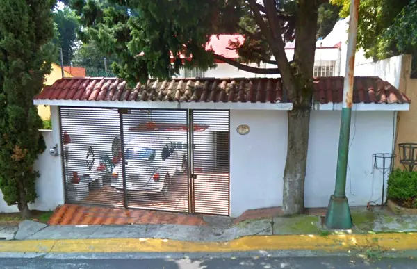Oportunidad de Adquisición: Casa en Lomas Verdes 4a Sección, Naucalpan de Juárez