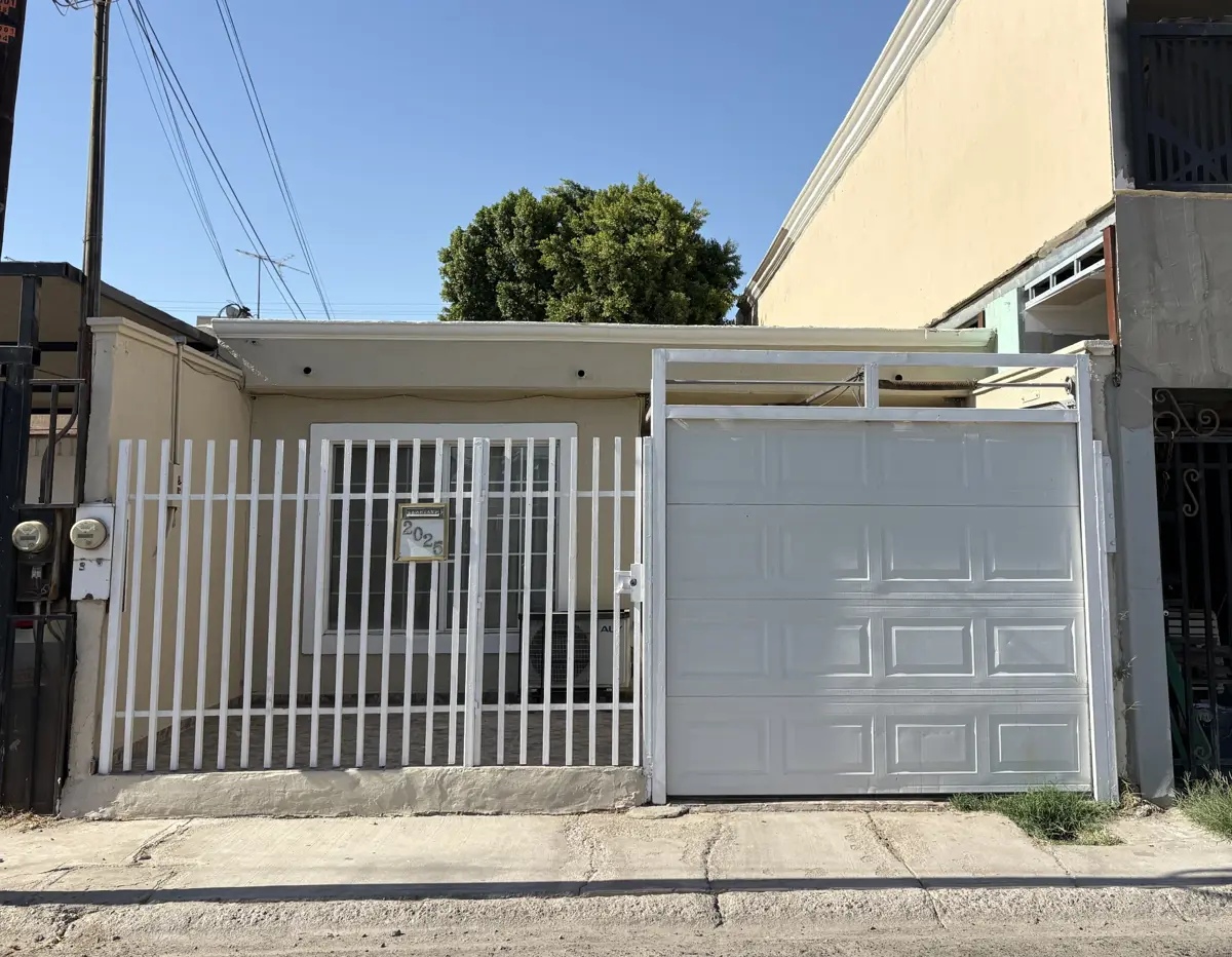 Casa en venta en Villa Bonita, Mexicali — foto 1 de 16