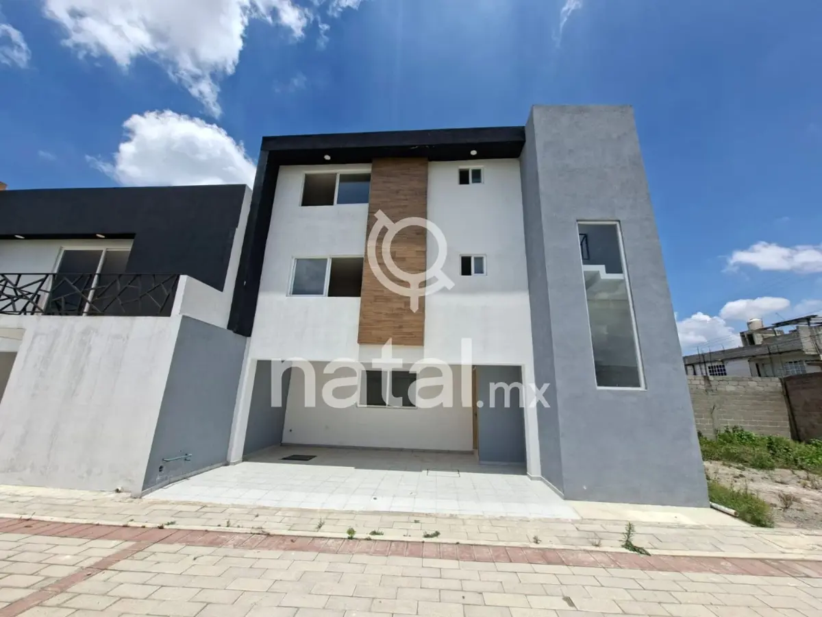 Casa en venta en Santa Cruz Yoalcoatl, La Magdalena Tlaltelulco — foto 1 de 24