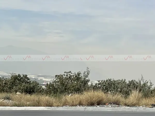 Terreno en venta en Parque 100, Santa Catarina — foto 2 de 12