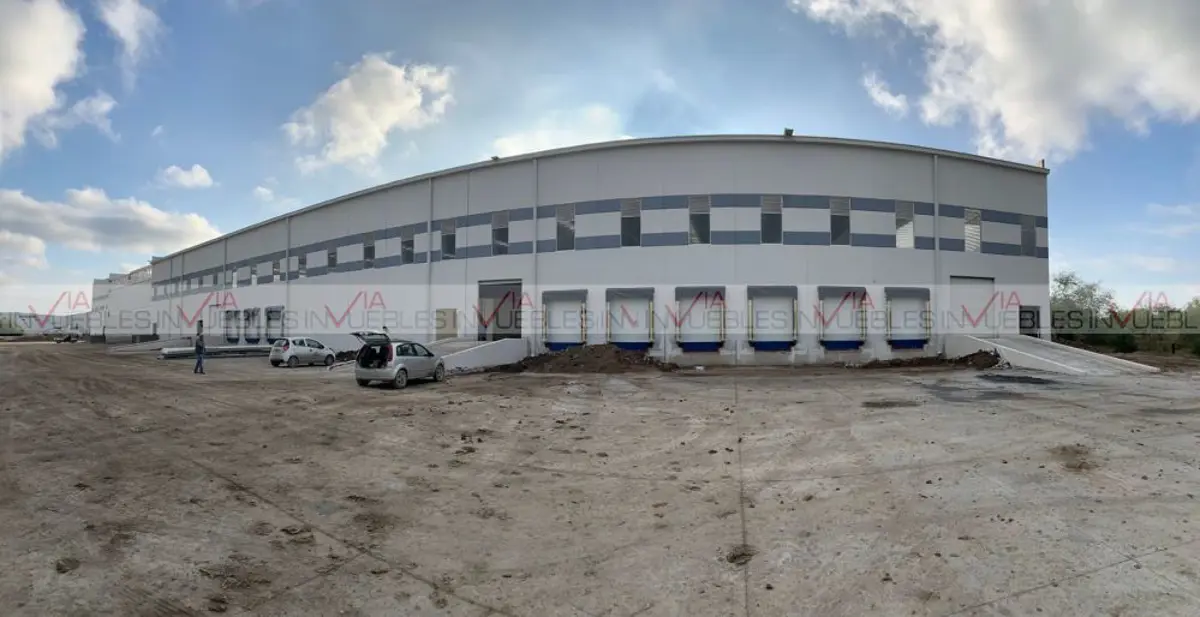 Bodega en renta en Arcos del Parque, Pesquería — foto 1 de 22
