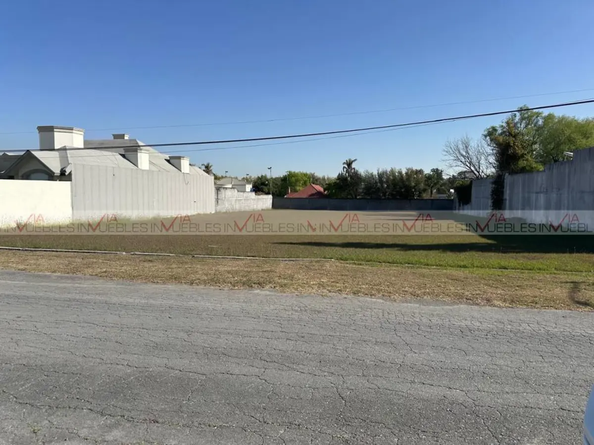 Terreno en venta en Lomas de los Pilares, Cadereyta Jiménez — foto 1 de 8