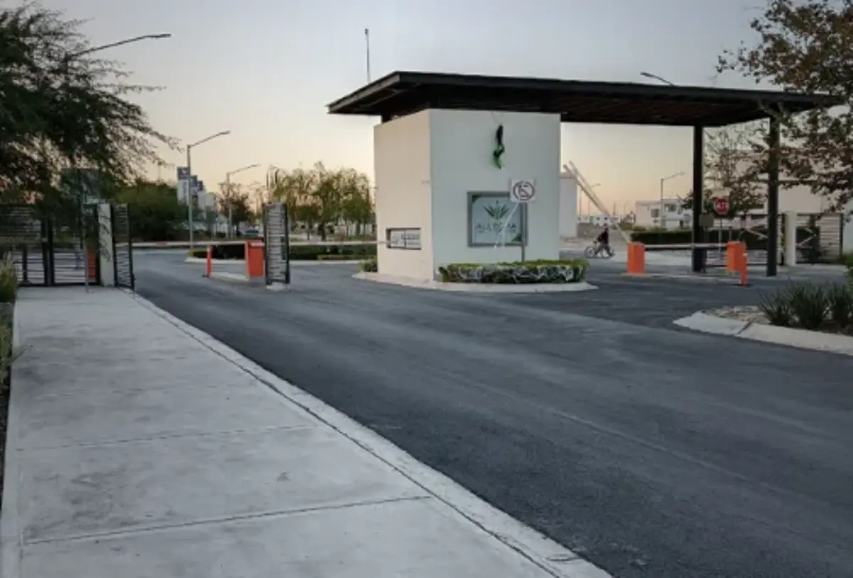Casa en venta en Benito Juarez, Monterrey — foto 1 de 8