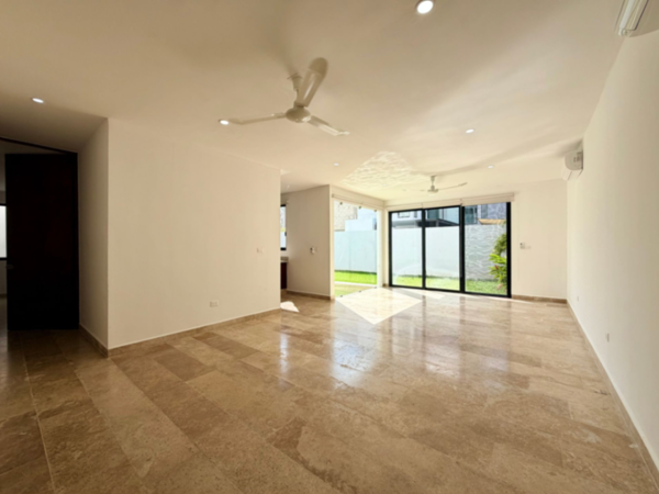 Casa en venta en Temozon Norte, Mérida — foto 3 de 33