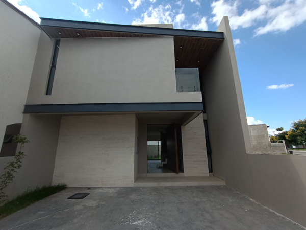 CASA EN VENTA EN MAYORCA RESIDENCIAL