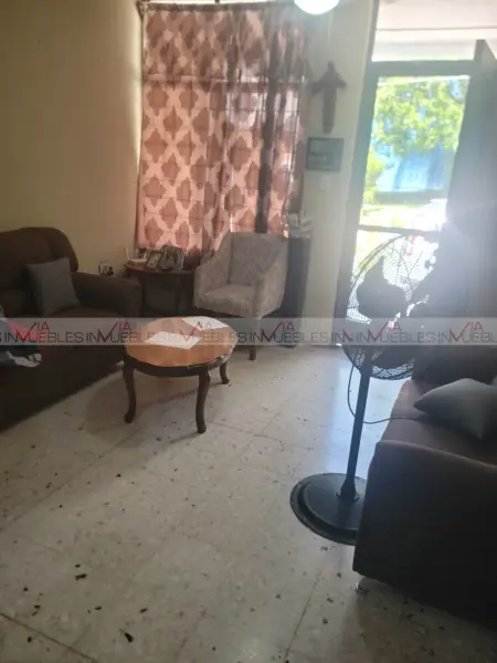 Casa en venta en Residencial Roble Cuarto Sector, San Nicolás de los Garza — foto 3 de 12