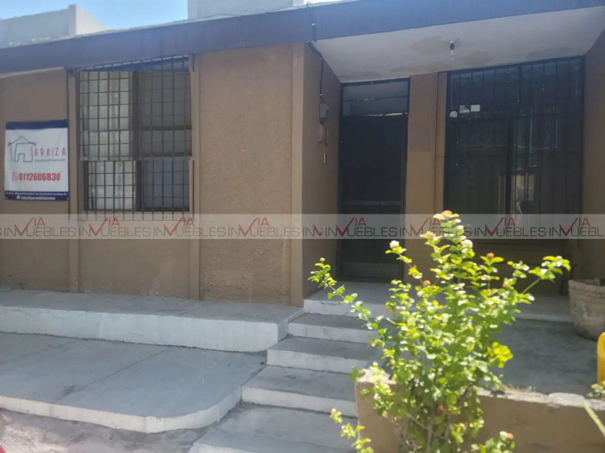 Casa en venta en Residencial Roble Cuarto Sector, San Nicolás de los Garza — foto 1 de 12