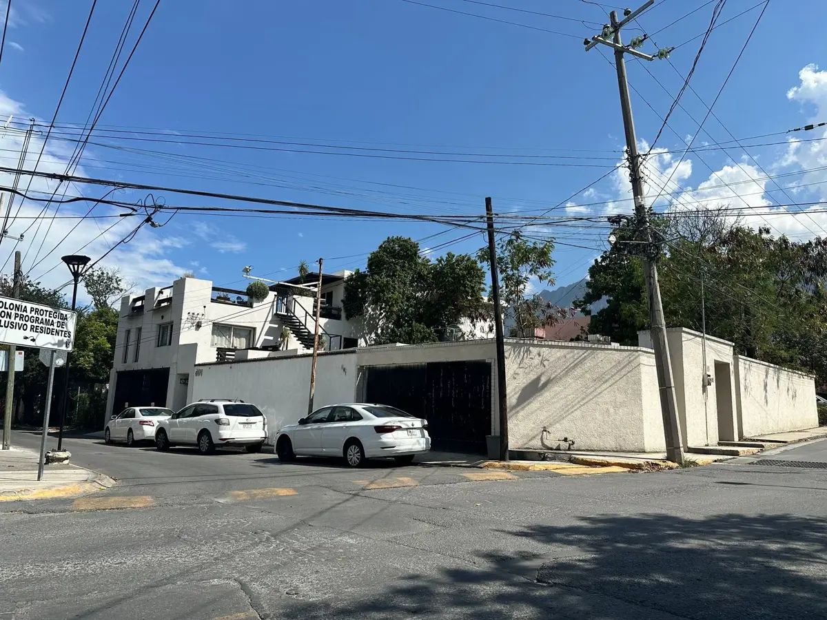 Terreno en venta en San Pedro Garza García Centro, San Pedro Garza García — foto 1 de 6