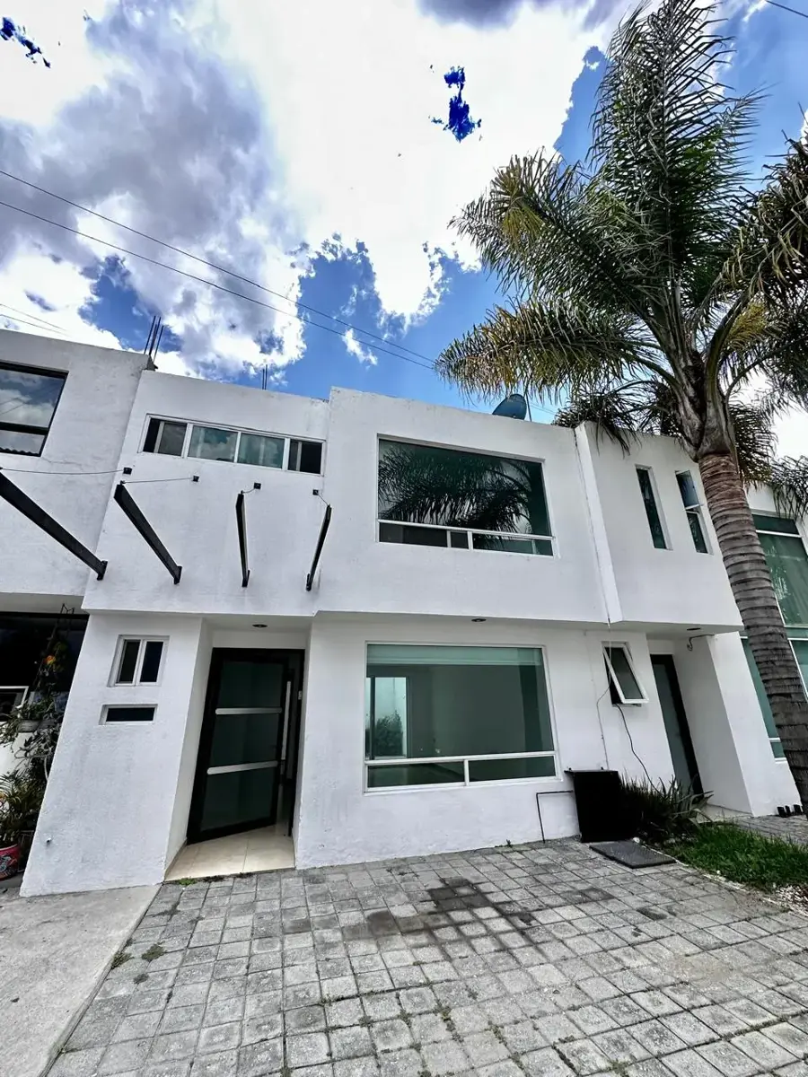 Casa en renta en Cuautlancingo, Cuautlancingo — foto 1 de 10
