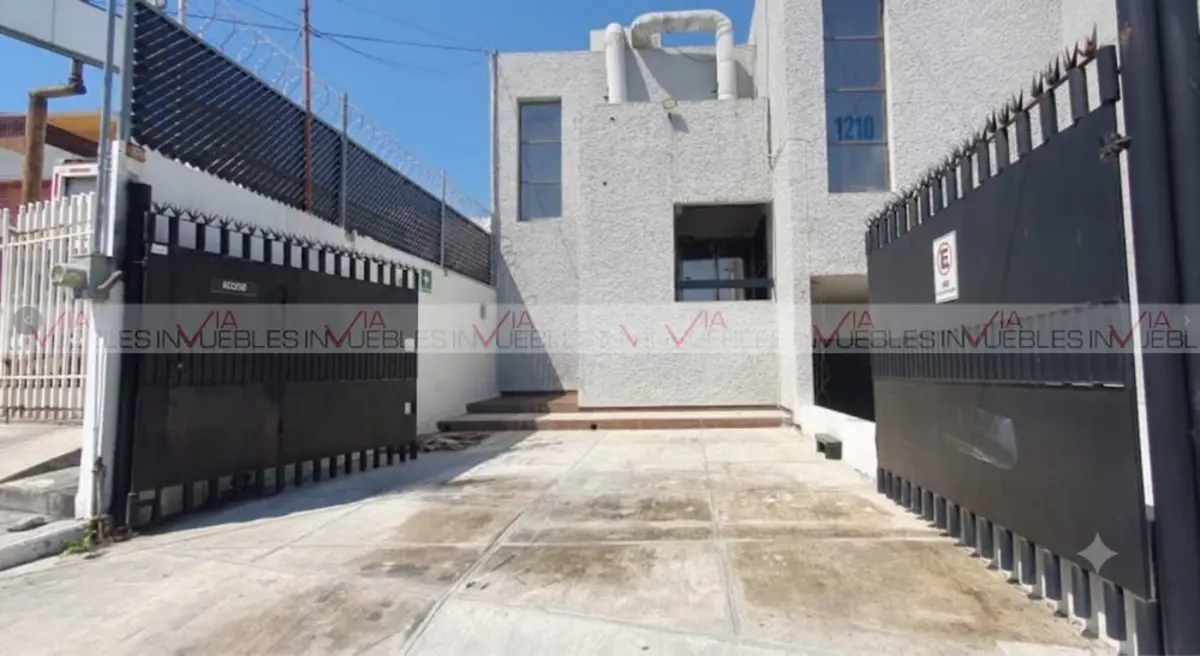 Bodega en renta en Pio X, Monterrey — foto 1 de 12