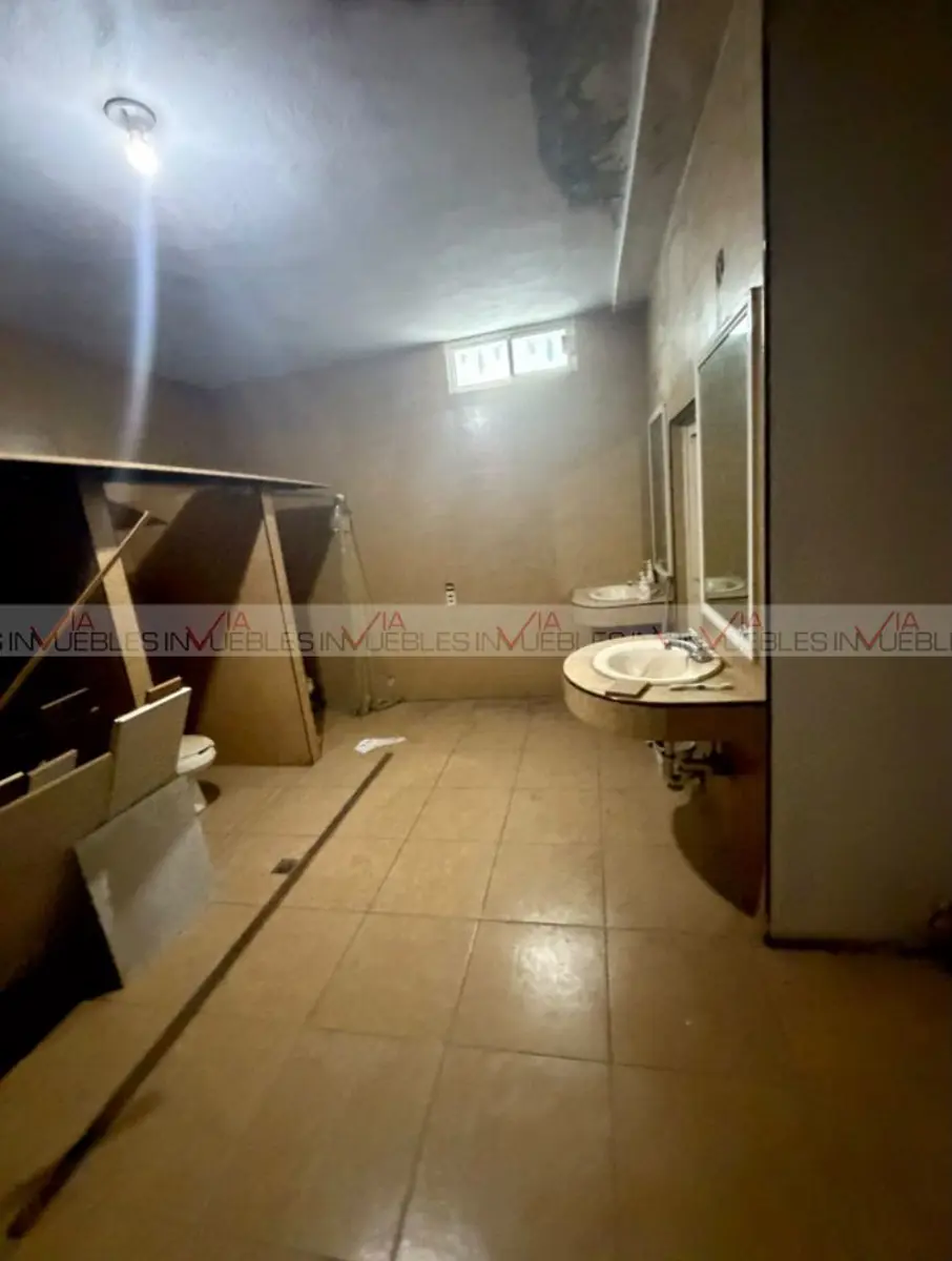 Bodega en renta en Valle Dorado, San Nicolás de los Garza — foto 1 de 12