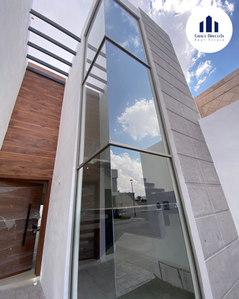 Casa en venta en Los Viñedos, Torreón — foto 2 de 47