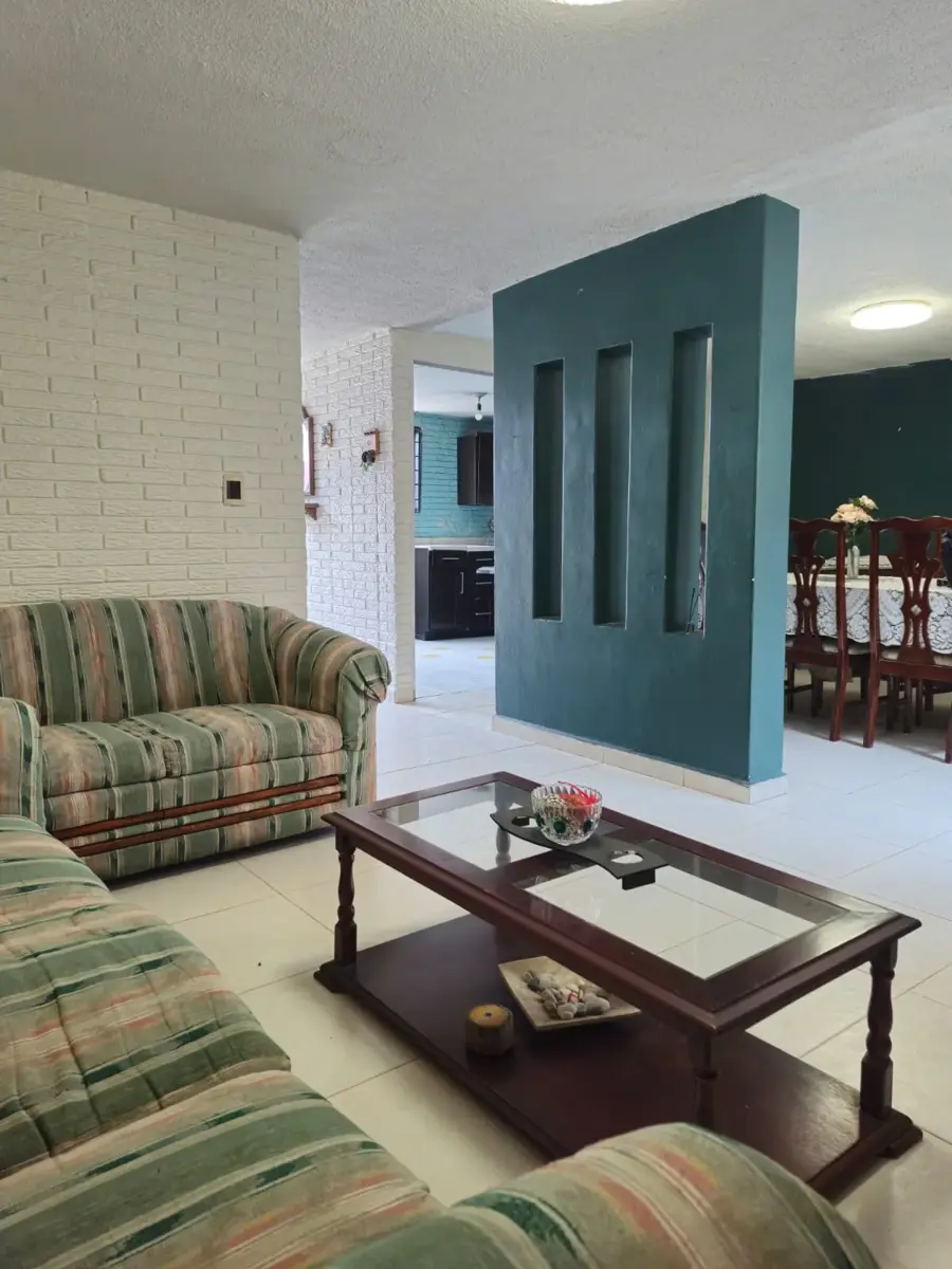 Casa en venta en Villa de las Flores 2a Sección (Unidad Coacalco), Coacalco de Berriozábal — foto 1 de 6