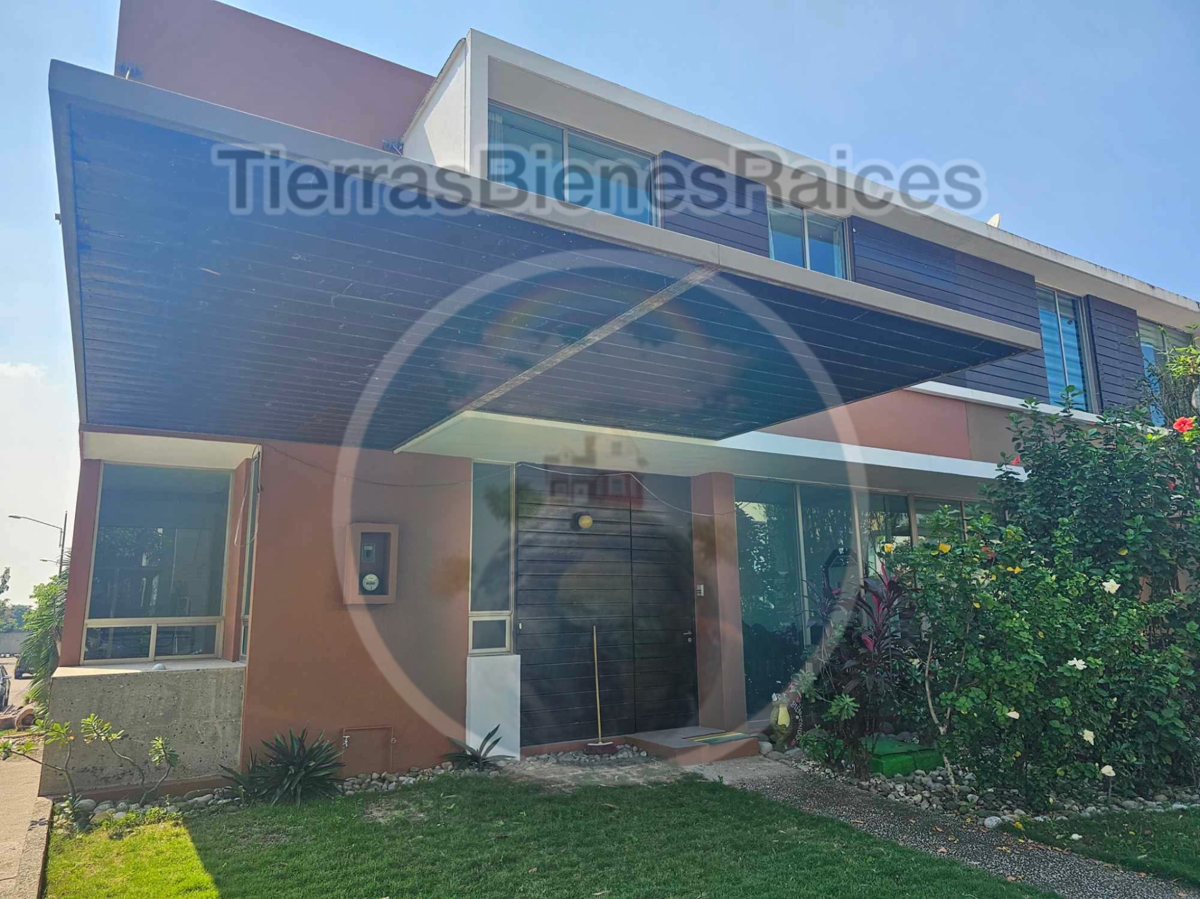 Casa en renta en Altozano, Centro — foto 1 de 6