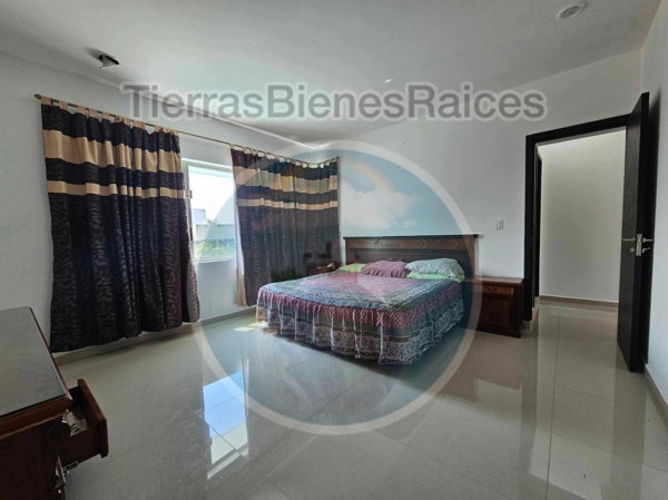 Casa en renta en Altozano, Centro — foto 2 de 6