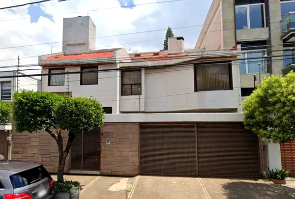 Remate bancario: Casa en Las Águilas, Ciudad de México, con 4 habitaciones Remate bancario: Casa en Las Águilas, Ciudad de México, con 4 habitaciones