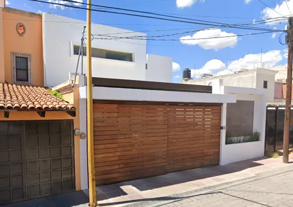 Oportunidad de Remate: Casa de 4 Recámaras en Jardines de la Concepción, Aguascalientes