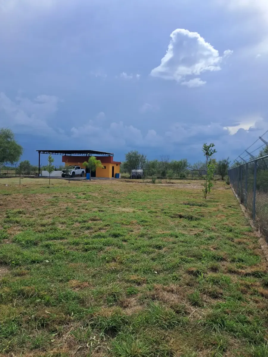 Finca-Rancho en venta en Santa Isabel y Dolores, Cadereyta Jiménez — foto 1 de 27