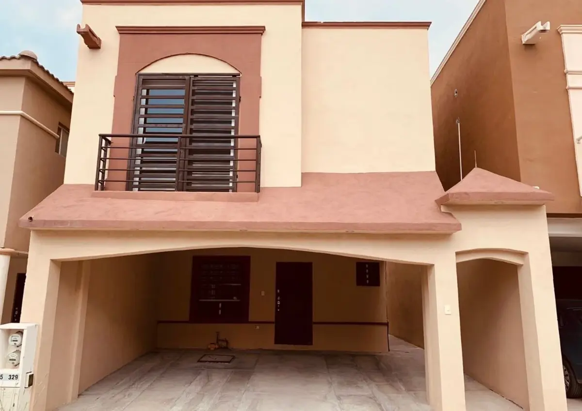 Casa en renta en Rincón del Valle, Ramos Arizpe — foto 1 de 9