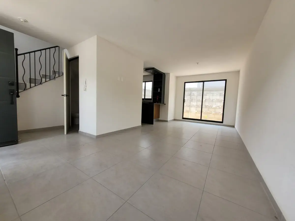 Casa en renta en Tecámac de Felipe Villanueva Centro, Tecámac — foto 1 de 35
