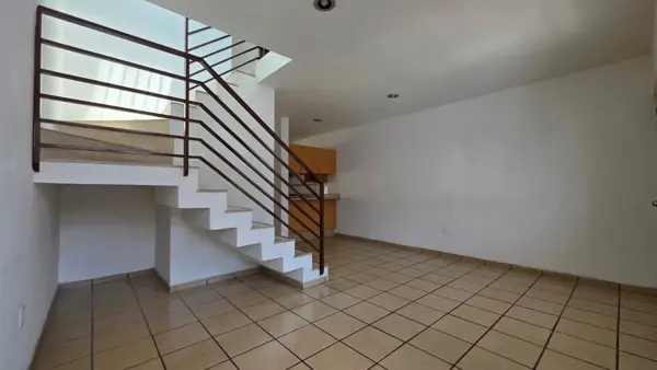 Casa en renta en Parques del Bosque, San Pedro Tlaquepaque — foto 3 de 18