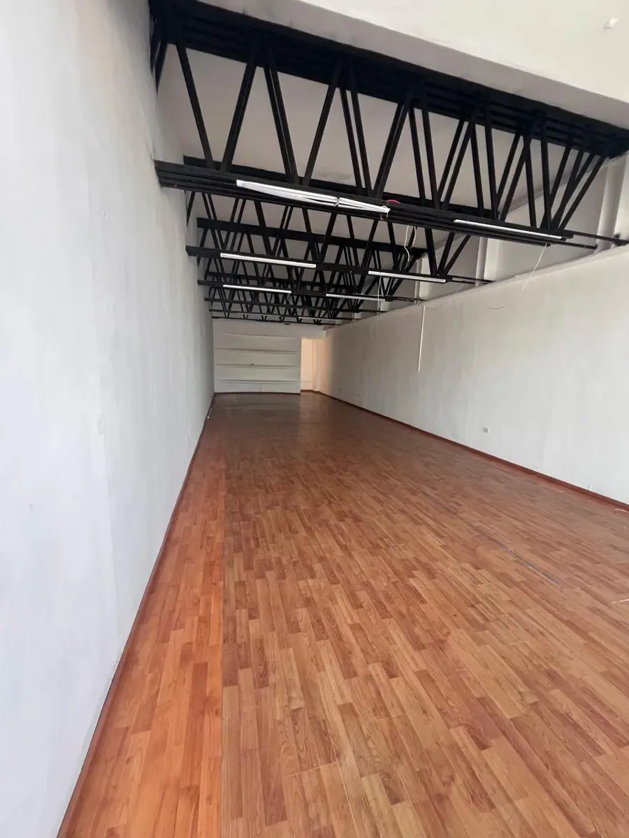 Local en renta en Del Valle, San Pedro Garza García — foto 1 de 11
