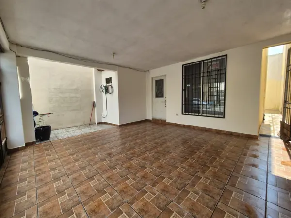 Casa en renta en Puerta de Anáhuac, General Escobedo — foto 3 de 16