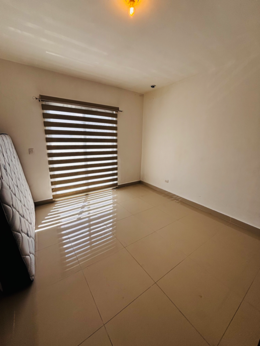 Casa en Renta en Almería, Apodaca, Nuevo León