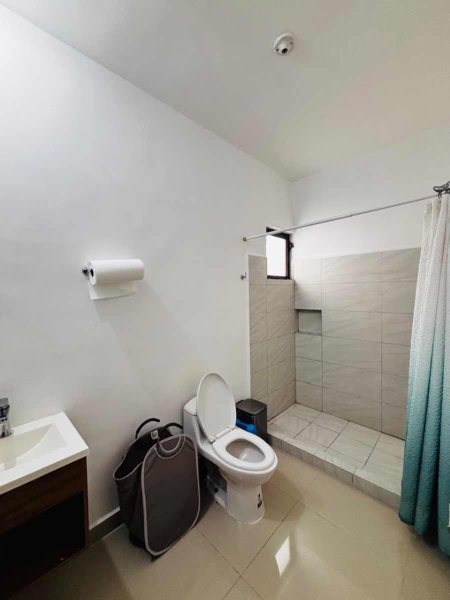 Casa en Renta en Almería, Apodaca, Nuevo León
