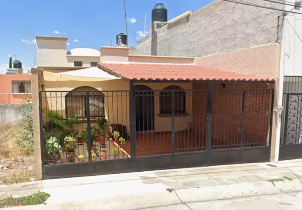 Casa en Remate Bancario en Villas de la Cantera, Aguascalientes