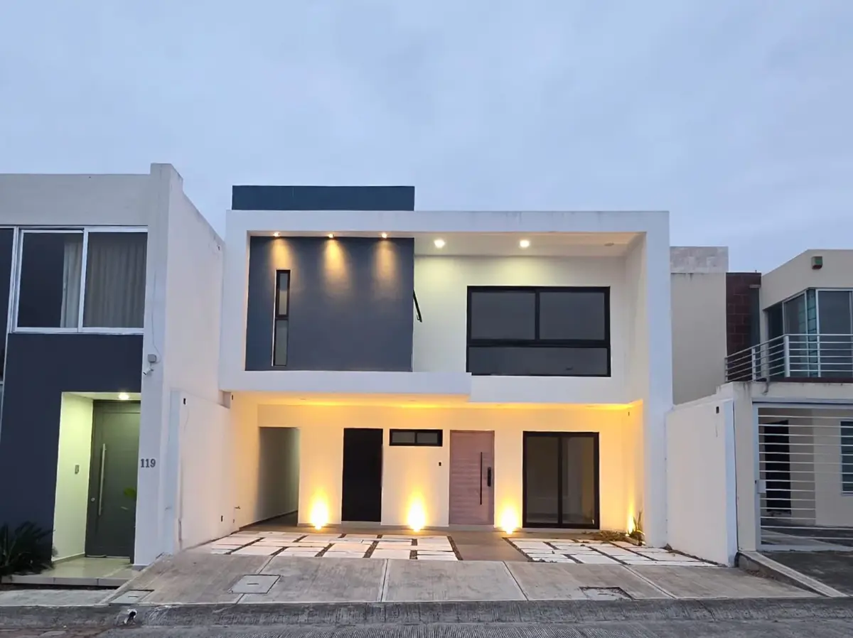 Casa en venta en Las Lomas Residencial, Alvarado — foto 1 de 13