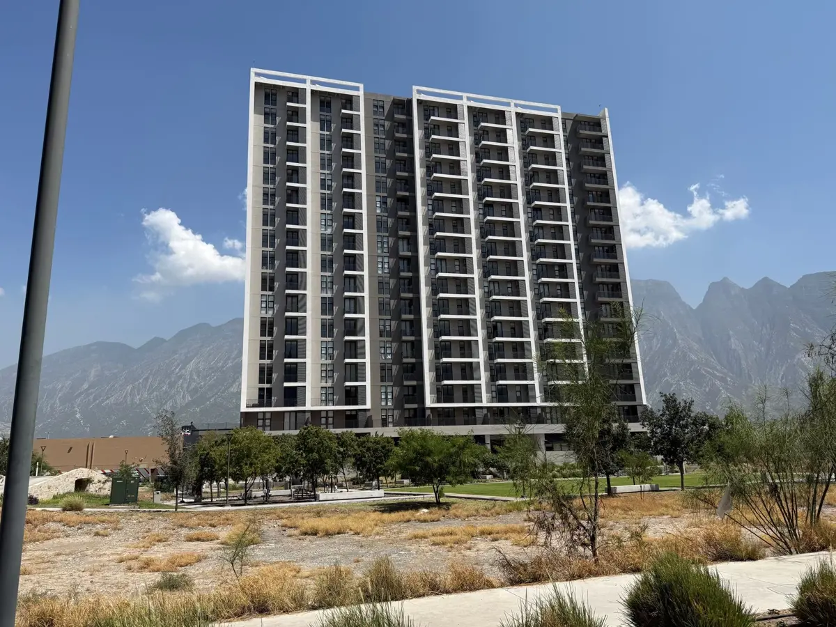 Departamento en venta en El Lechugal, Santa Catarina — foto 1 de 18