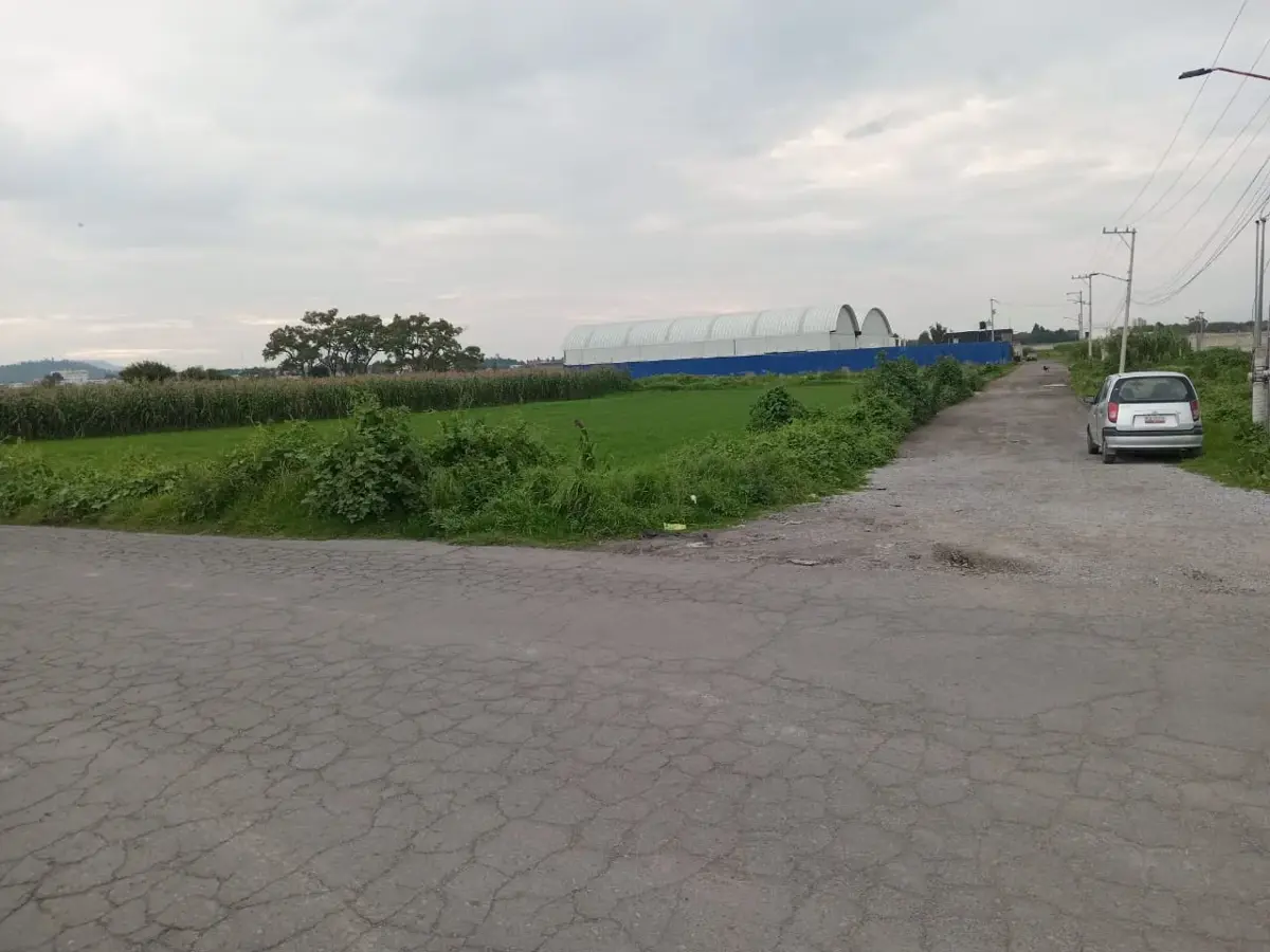 Terreno en venta en San Miguel Totocuitlapilco, Metepec — foto 1 de 3