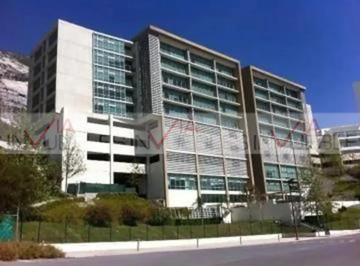 Departamento en venta en Colinas del Valle, Monterrey — foto 1 de 15