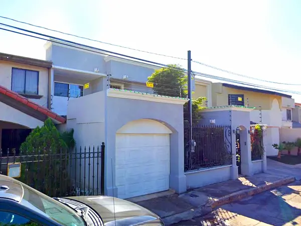 Casa en venta en Calafia, Mexicali — foto 2 de 7