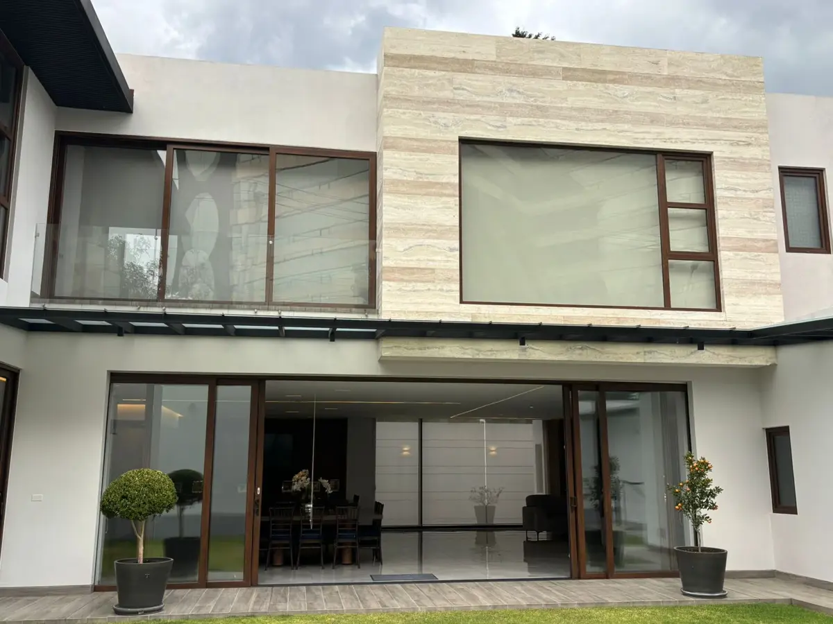 Casa en venta en San Carlos, Metepec — foto 1 de 55