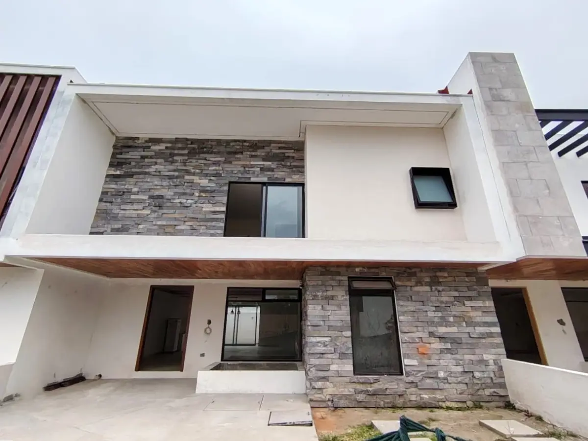 Casa en venta en Lomas de Angelópolis, Ocoyucan — foto 1 de 27
