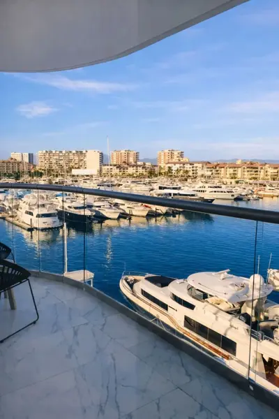 Precioso departamento en venta con vistas a la Marina