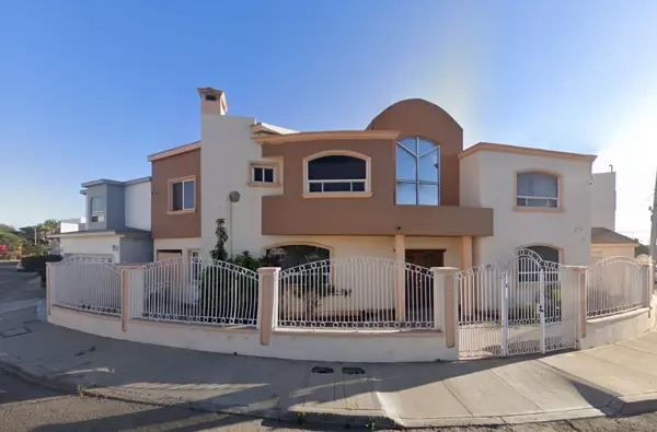 Casa en Remate en Loma Dorada, Ensenada
