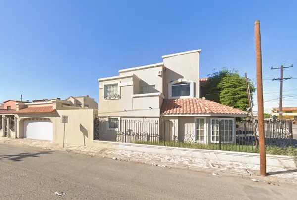 Casa en venta en Lázaro Cárdenas, Mexicali — foto 3 de 9