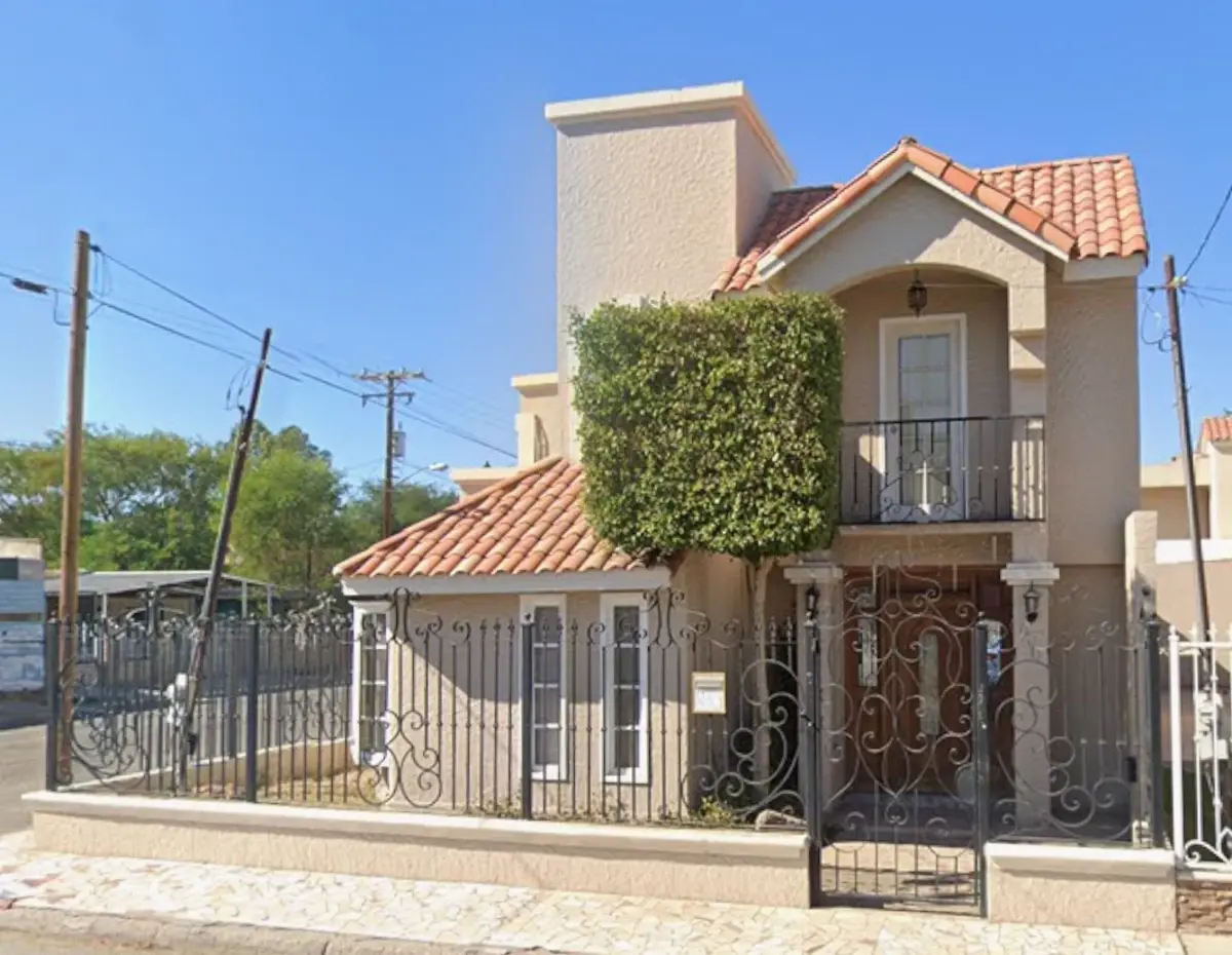Casa en venta en Lázaro Cárdenas, Mexicali — foto 1 de 9