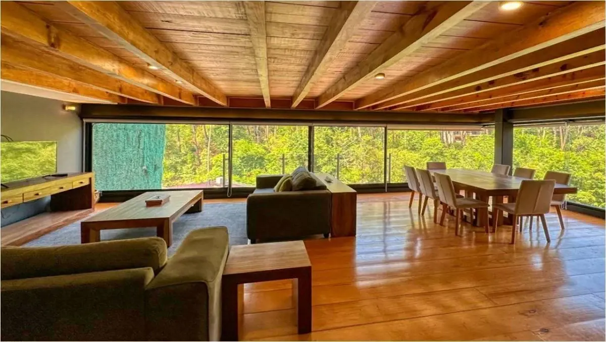 Casa en venta en Avandaro, Valle de Bravo — foto 1 de 15