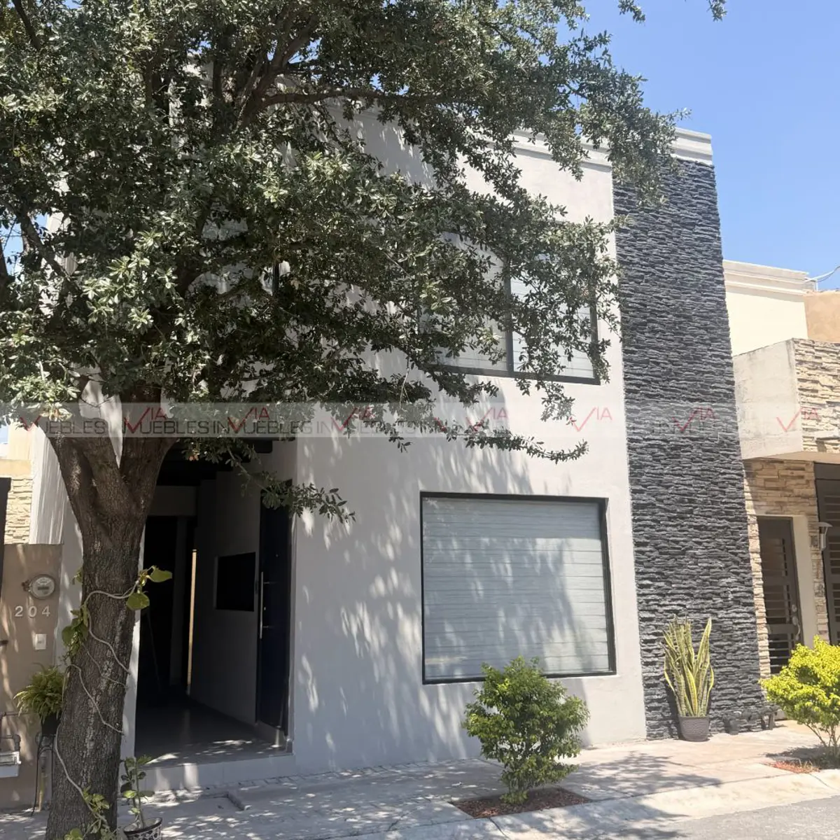 Casa en renta en Los Rincones Residencial, General Escobedo — foto 1 de 17