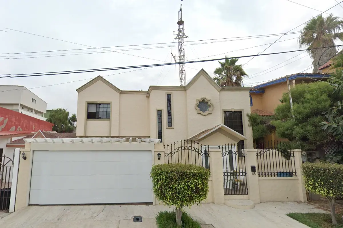 Casa en venta en Playas de Tijuana Sección Costa de Oro, Tijuana — foto 1 de 7