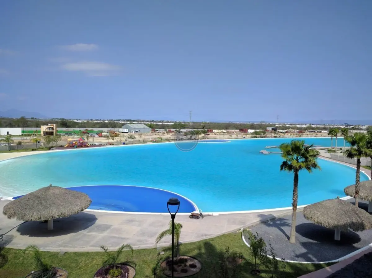 Casa en renta en Crystal Lagoons, Apodaca — foto 1 de 8