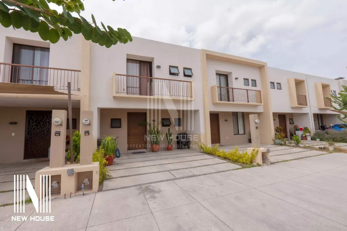 Casa en venta en Arras Residencial, León — foto 1 de 52