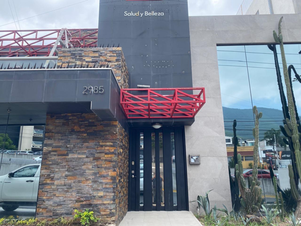 Edificacion en Venta, Sobre Paseo de los Leones