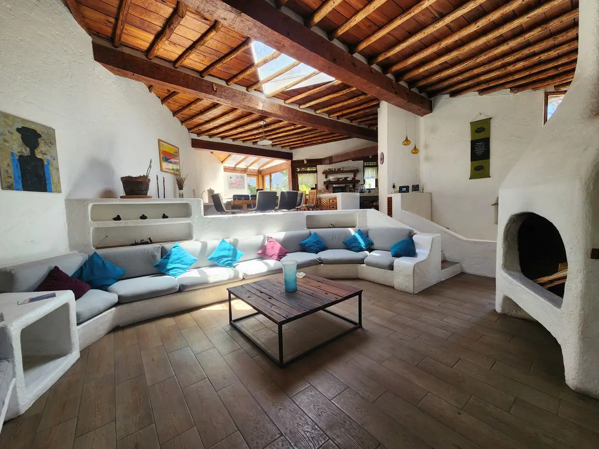 Casa en venta en Santa María Ahuacatlan, Valle de Bravo — foto 1 de 36