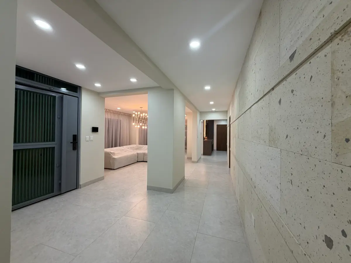Vista 4 de EN VENTA CASA RECIÉN REMODELADA Y EQUIPADA